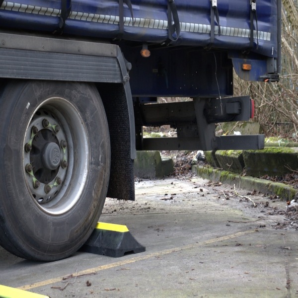 Traffic Line Truck Wheel Stop Eco