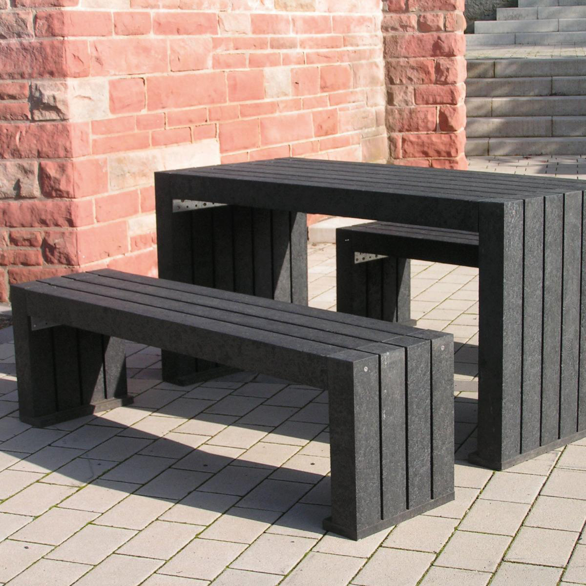 Calero Recycled Plastic Bench