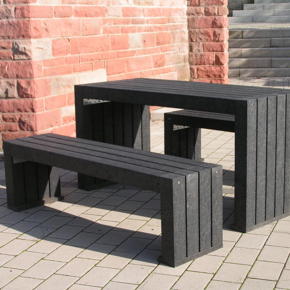 Calero Recycled Plastic Bench