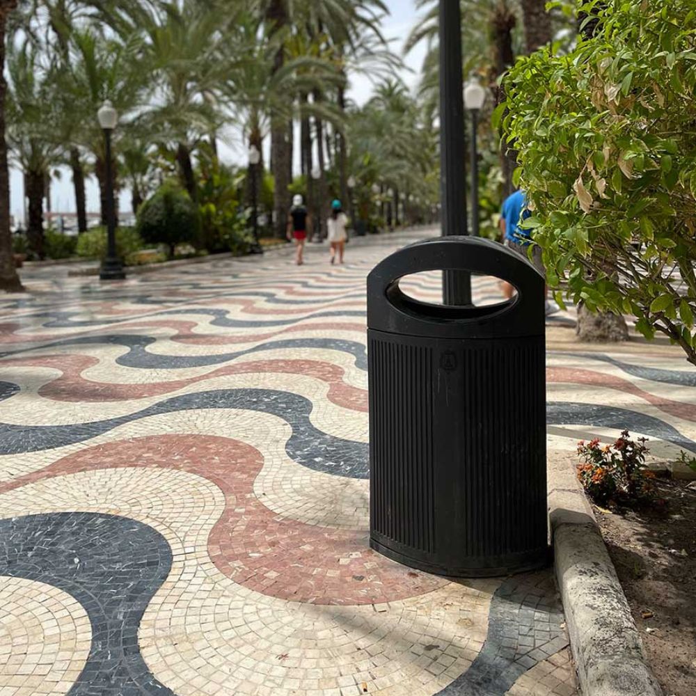 Ibiza Plastic Litter Bin