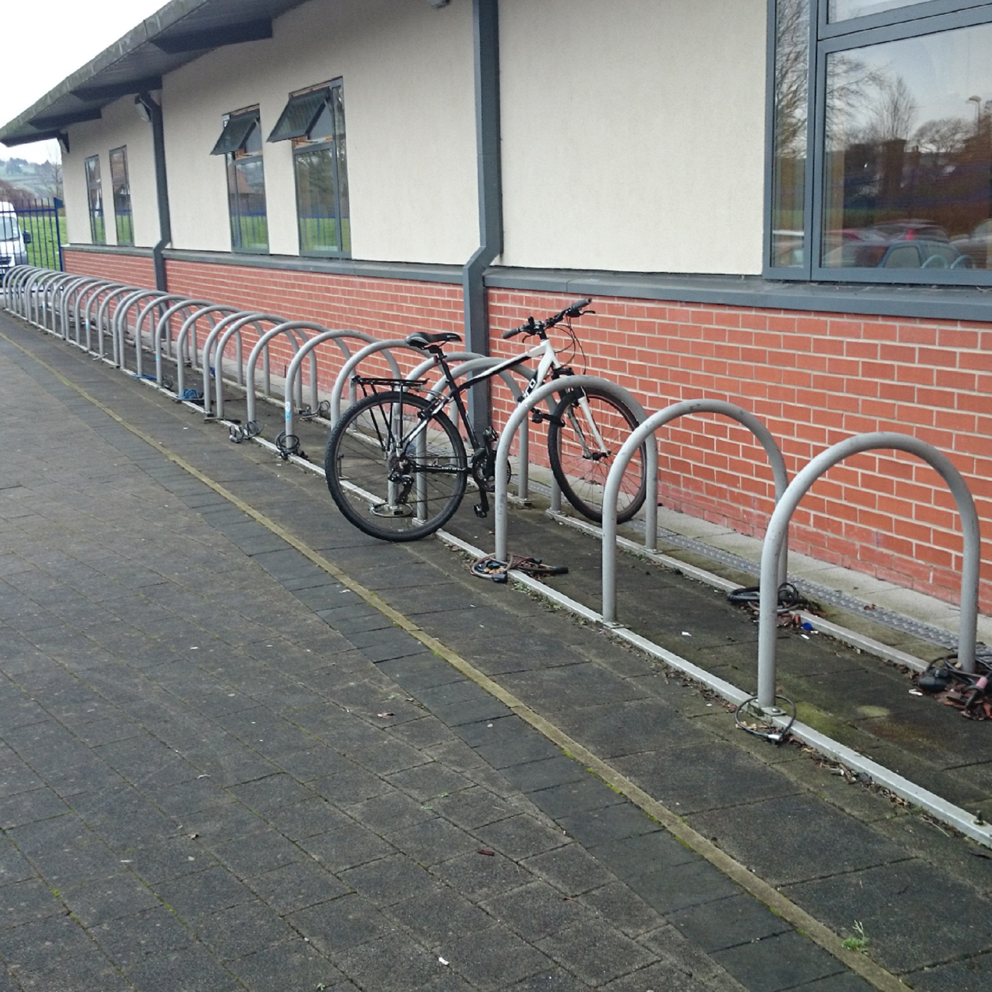 Harrogate Cycle Stand Galvanised – Surface Mounted