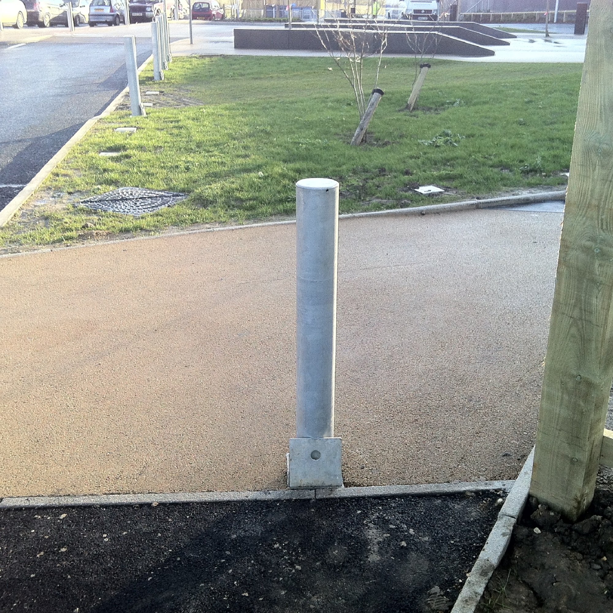 139mm Diameter Titan Steel Bollard 