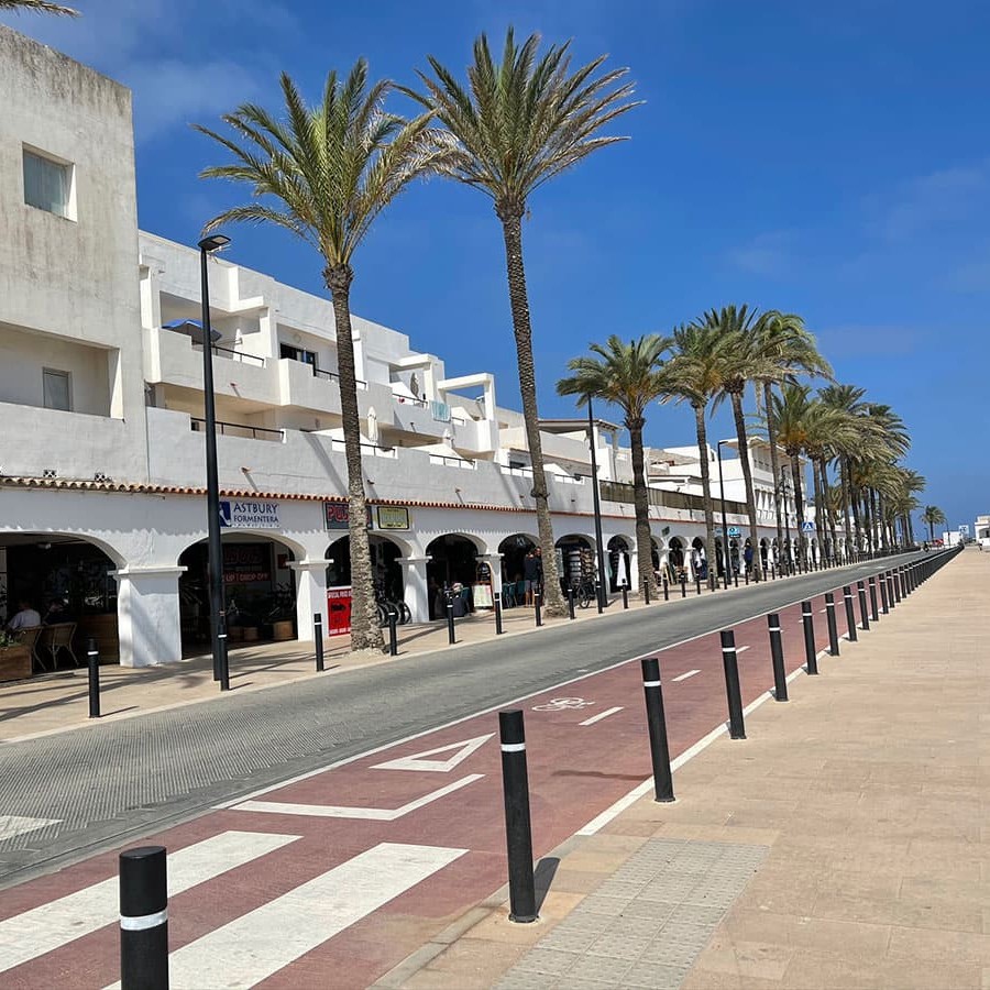 Barcelona PU Bollard - 1004mm