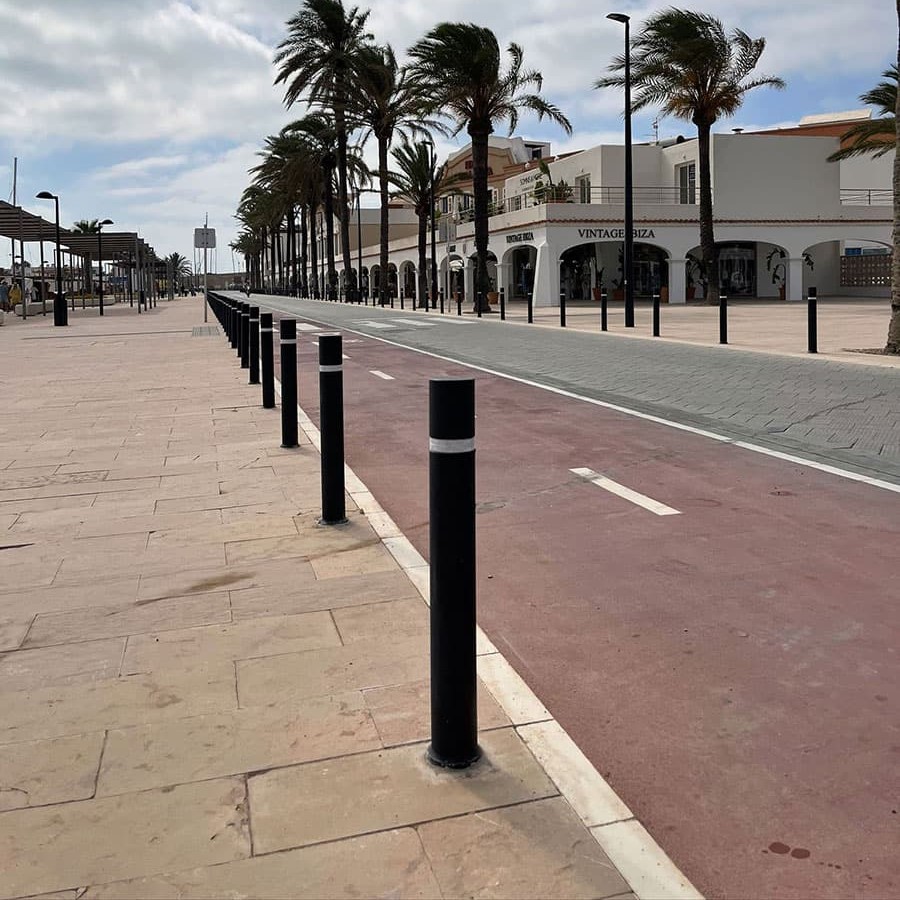 Barcelona PU Bollard - 1004mm