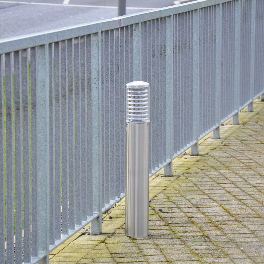 Stelled Illuminated Bollard