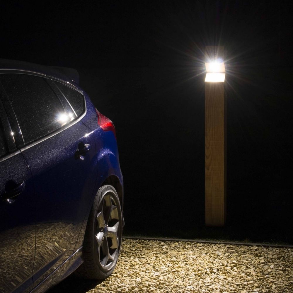 Stratton Single Illuminated Timber Bollard