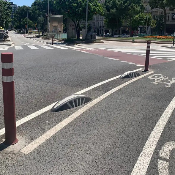 Large Bike Lane Separator - 