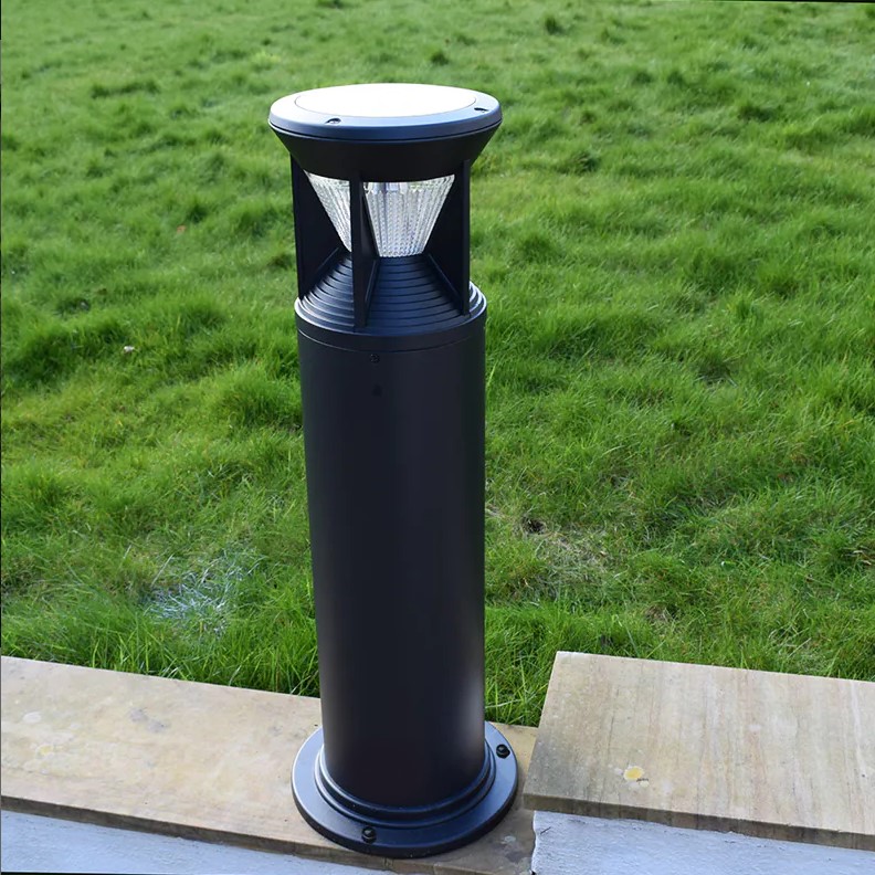 Vandal Resistant Solar Bollard Light