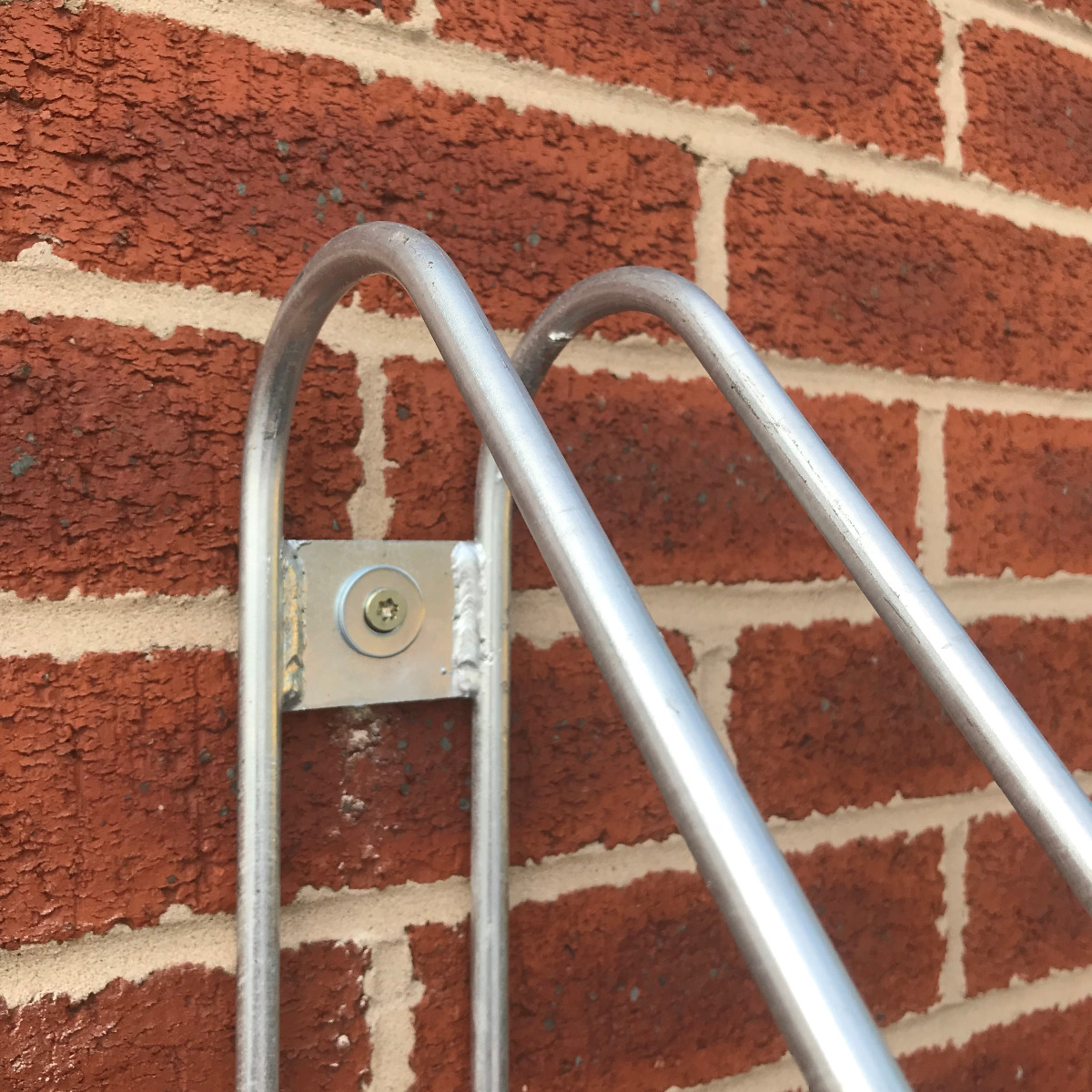 Verti Apex Wall Mounted Cycle Stand 