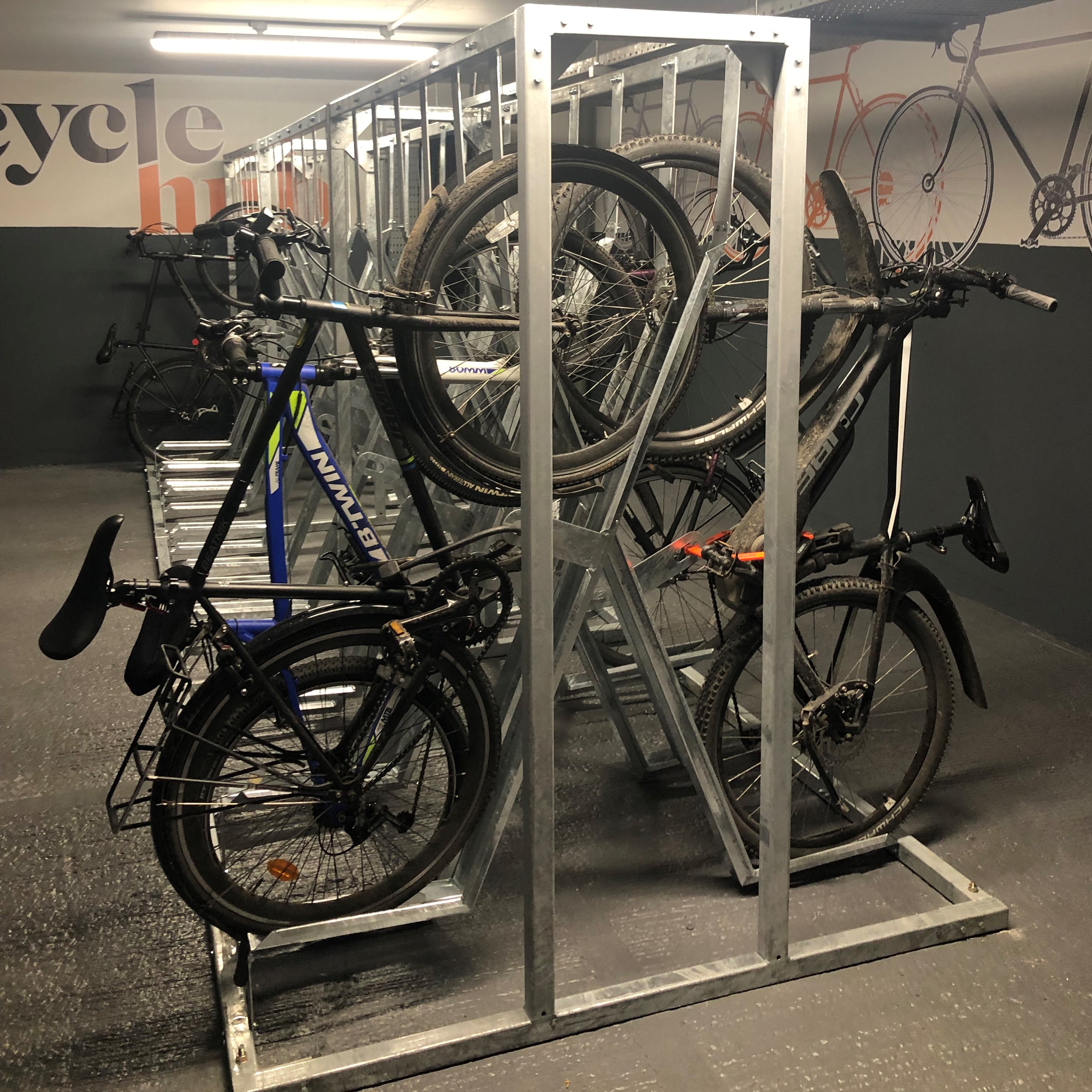 X-Type Semi Vertical Cycle Rack